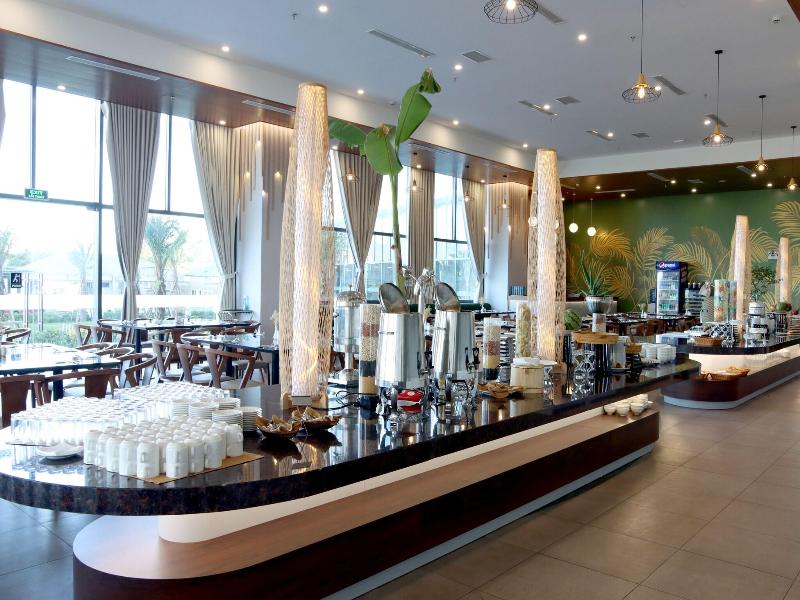 Seabird Hotel Thien Cam image