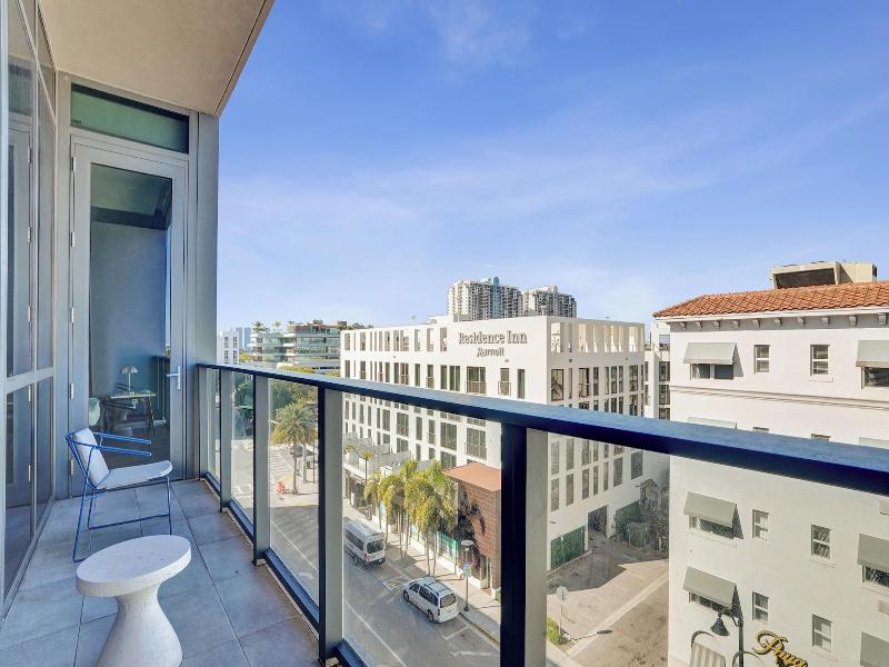 17west Apartments By Stay Hospitality image