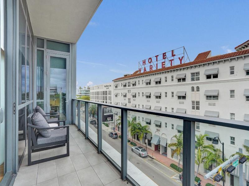 17west Apartments By Stay Hospitality image