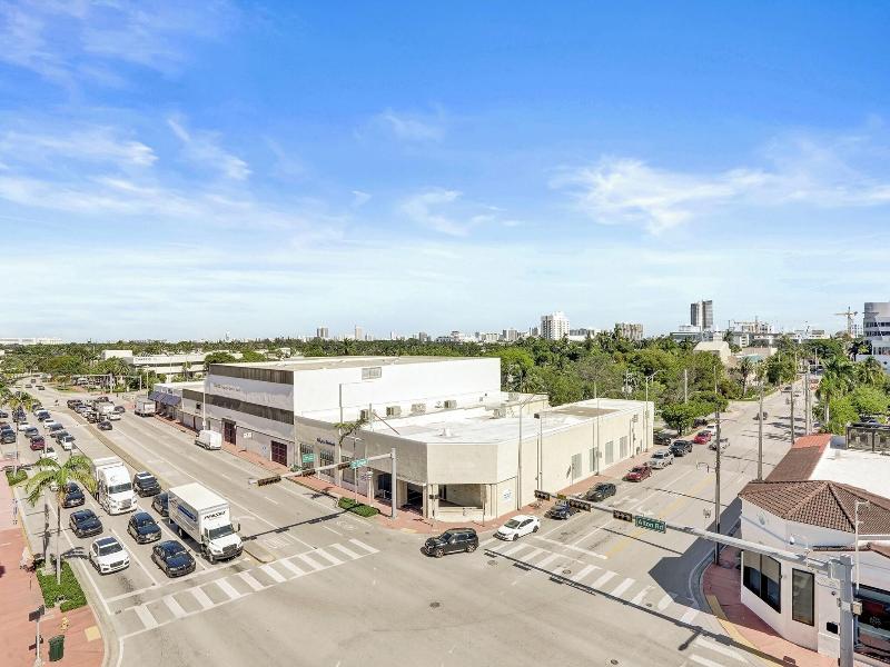 17west Apartments By Stay Hospitality image