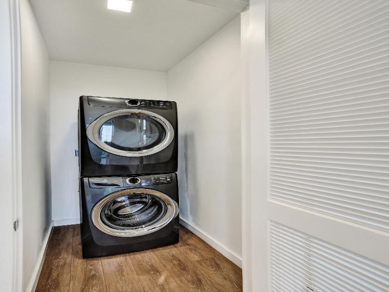 17west Apartments By Stay Hospitality image