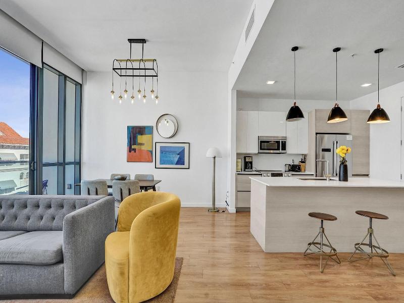 17west Apartments By Stay Hospitality image