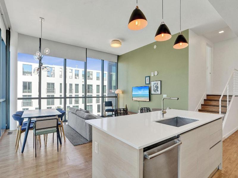 17west Apartments By Stay Hospitality image