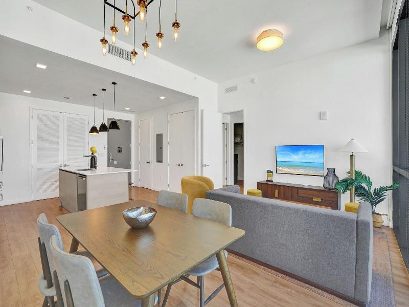 17west Apartments By Stay Hospitality image