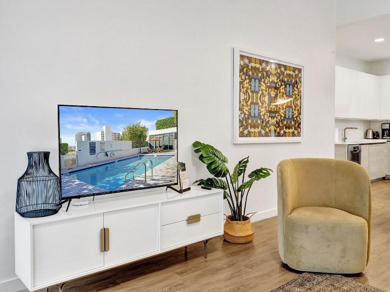 17west Apartments By Stay Hospitality image