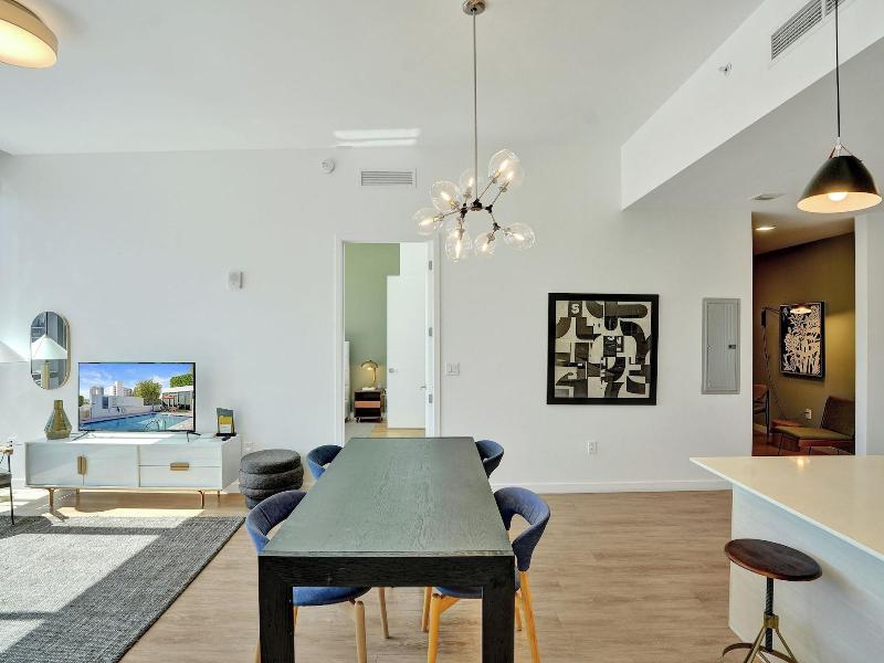 17west Apartments By Stay Hospitality image