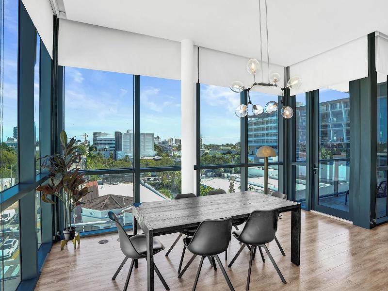 17west Apartments By Stay Hospitality image