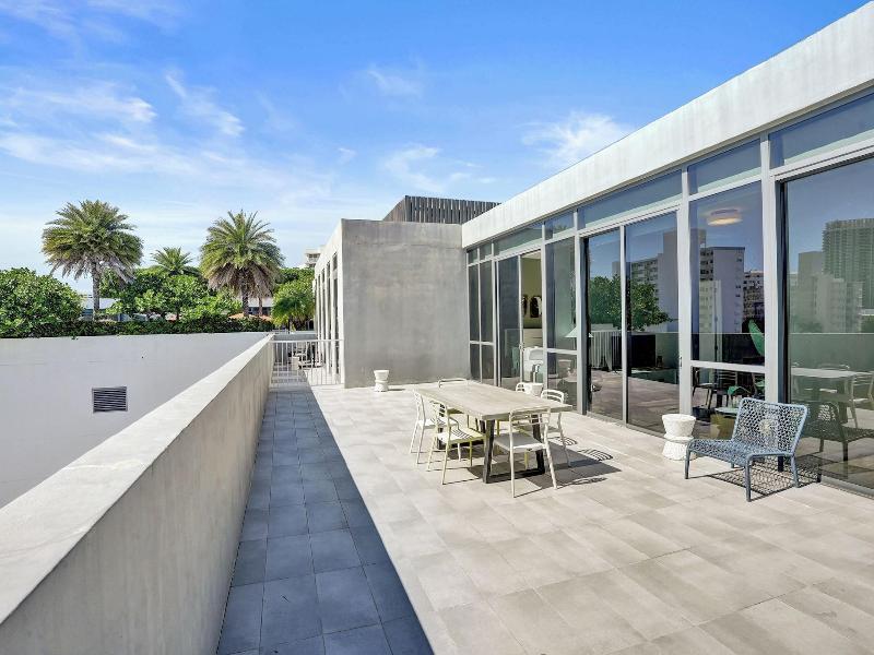 17west Apartments By Stay Hospitality image