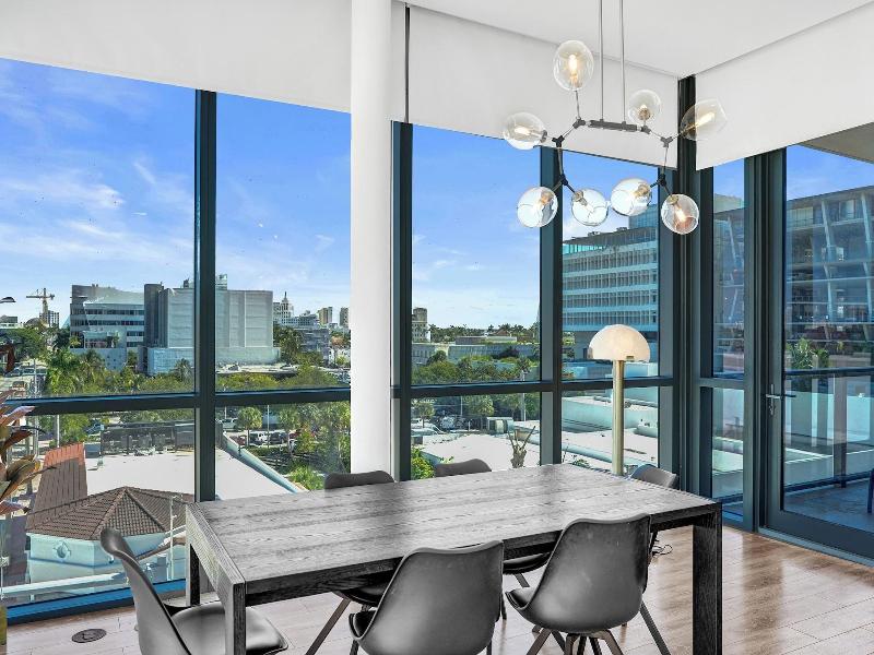 17west Apartments By Stay Hospitality image