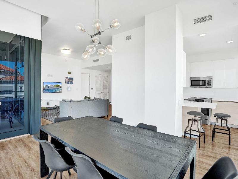 17west Apartments By Stay Hospitality image