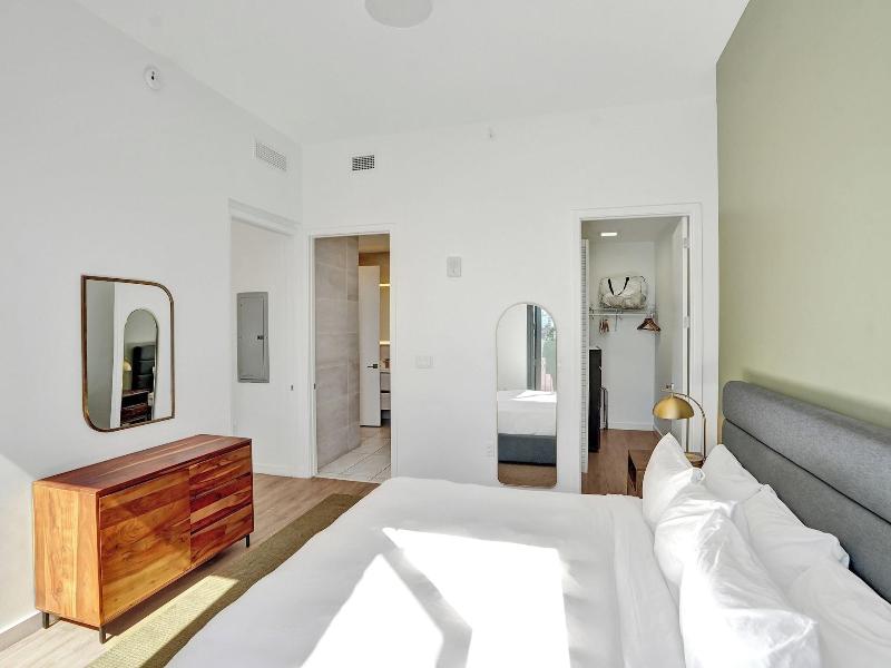 17west Apartments By Stay Hospitality image