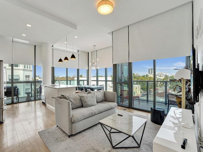 17west Apartments By Stay Hospitality image