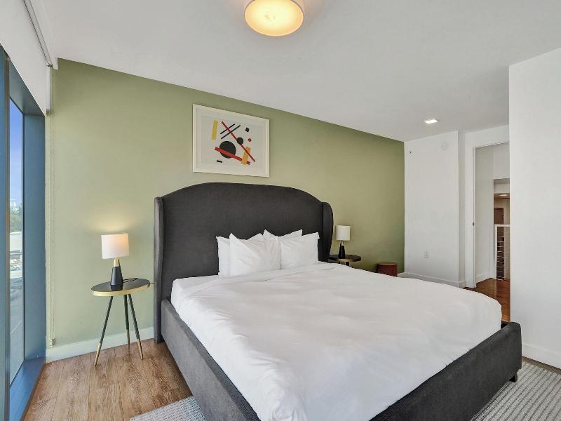 17west Apartments By Stay Hospitality image