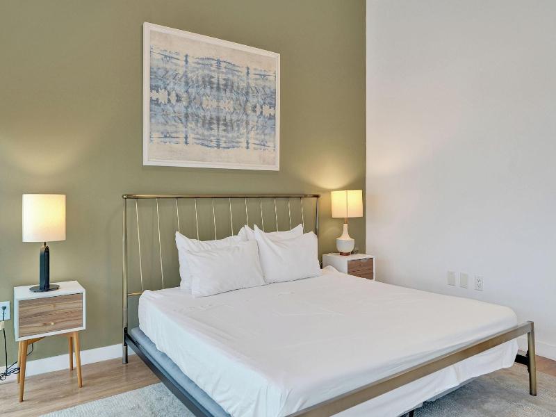 17west Apartments By Stay Hospitality image