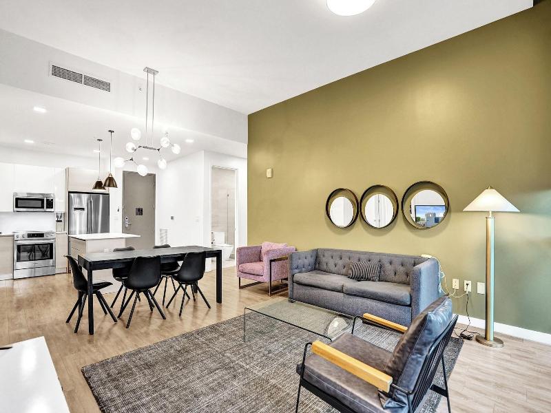 17west Apartments By Stay Hospitality image