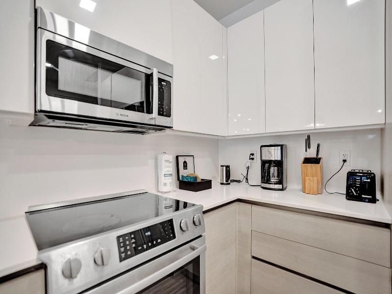 17west Apartments By Stay Hospitality image