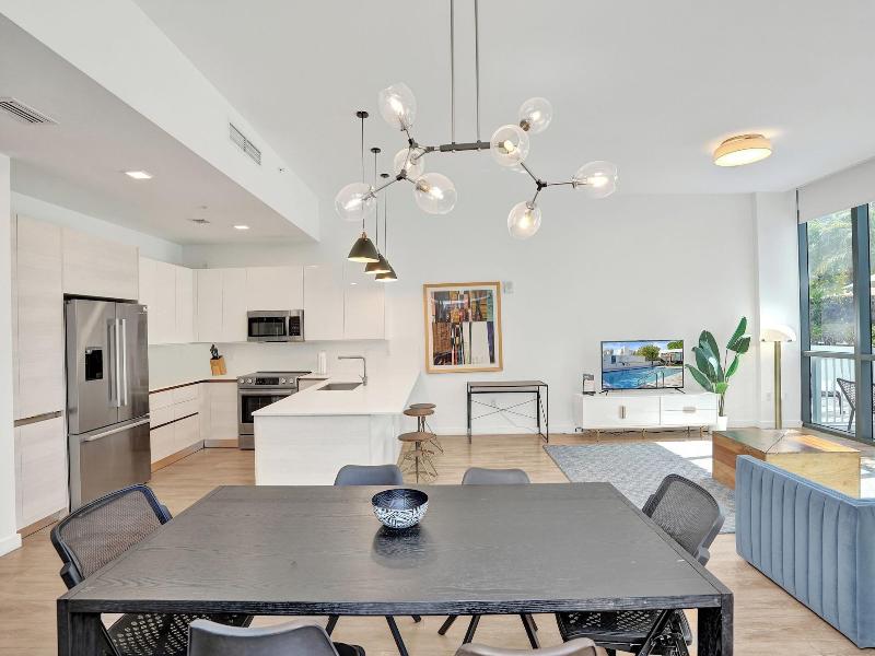 17west Apartments By Stay Hospitality image