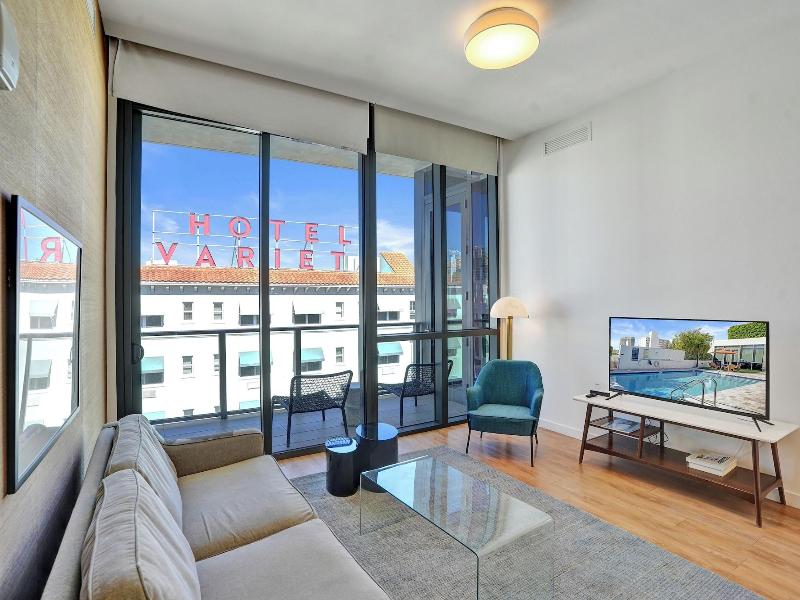 17west Apartments By Stay Hospitality image
