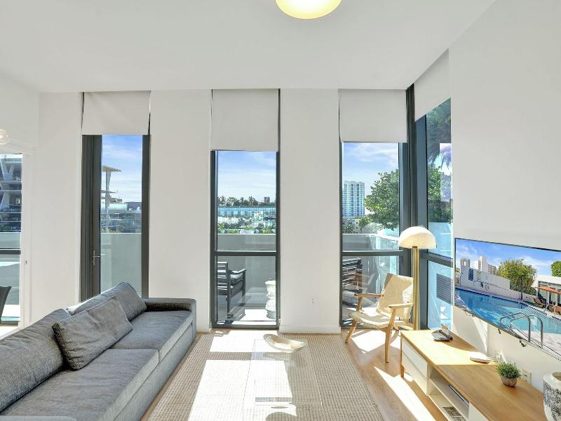 17west Apartments By Stay Hospitality image