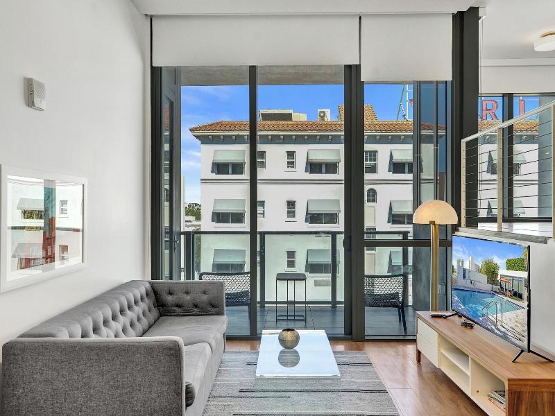 17west Apartments By Stay Hospitality image