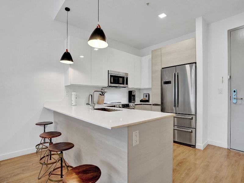 17west Apartments By Stay Hospitality image