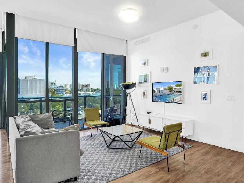 17west Apartments By Stay Hospitality image