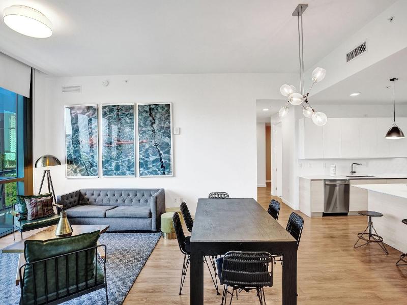 17west Apartments By Stay Hospitality image