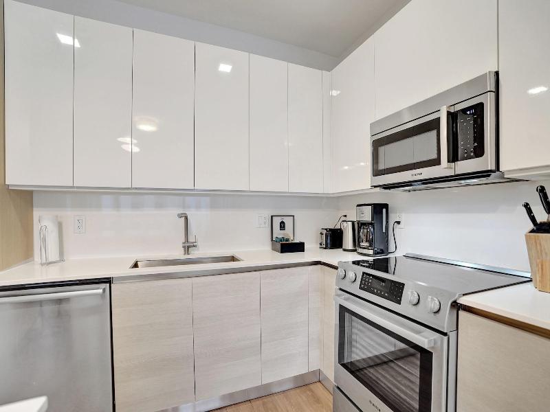 17west Apartments By Stay Hospitality image