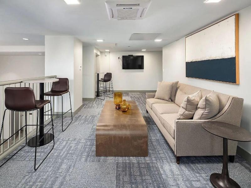 Birmingham Business District Apartments By Landing — view