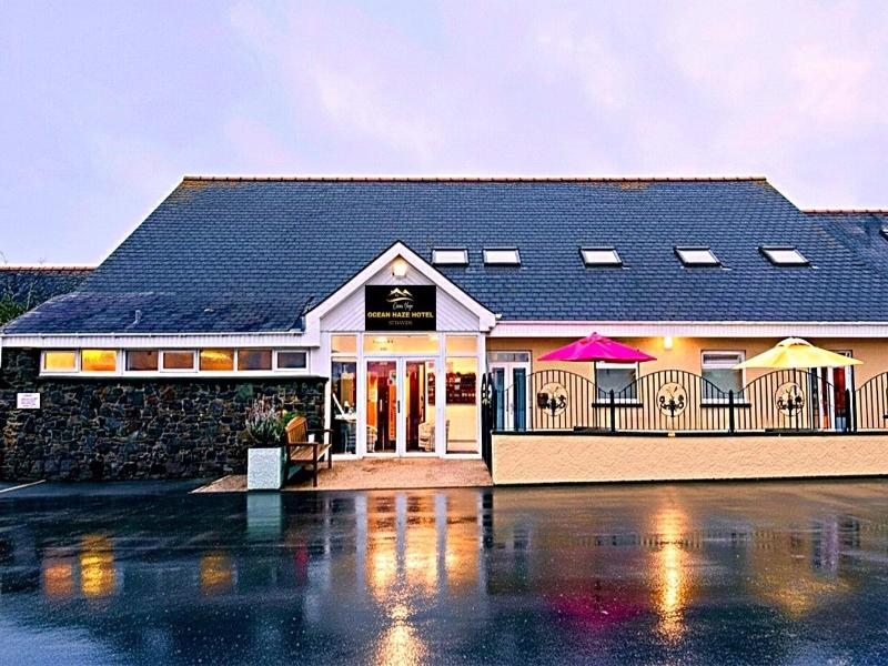Oyo Ocean Haze Hotel image