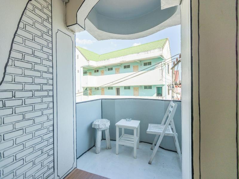 Roomquest Chiang Mai Tha Phae image