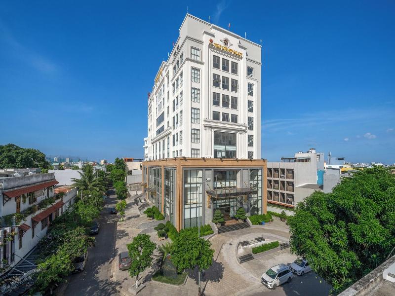 Atp Galaxy Hotel & Apartment Danang image
