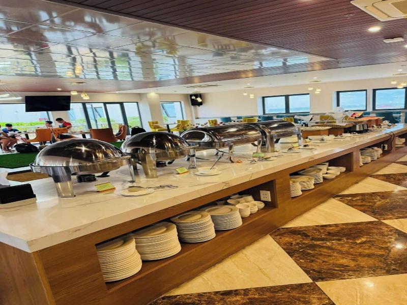 Atp Galaxy Hotel & Apartment Danang image