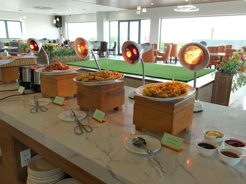 Atp Galaxy Hotel & Apartment Danang image