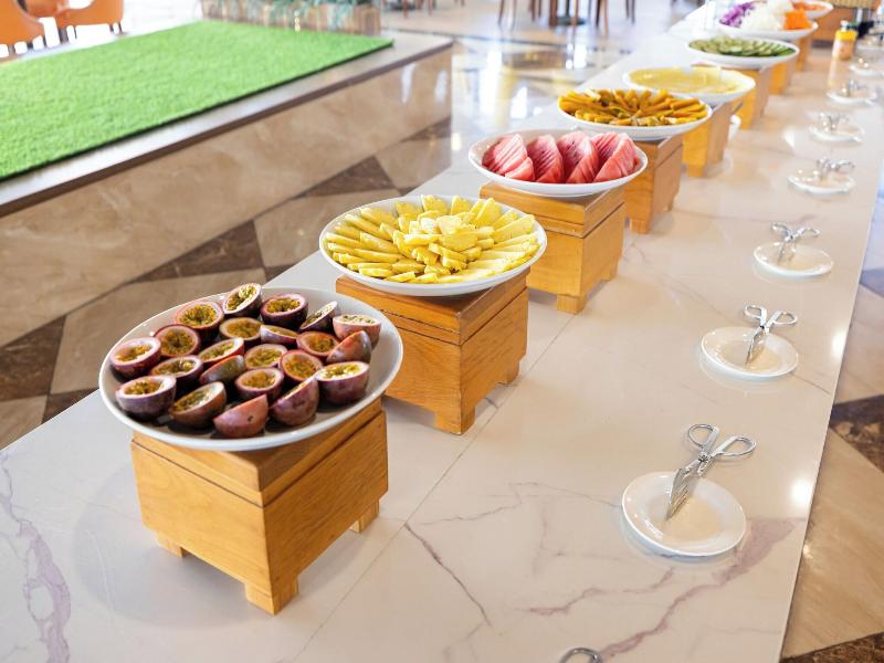 Atp Galaxy Hotel & Apartment Danang image