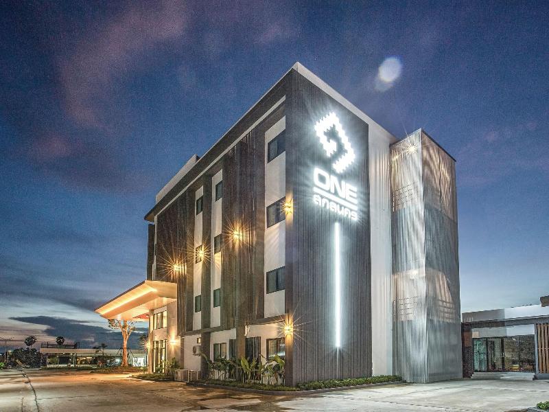 One Sakon Nakhon Hotel