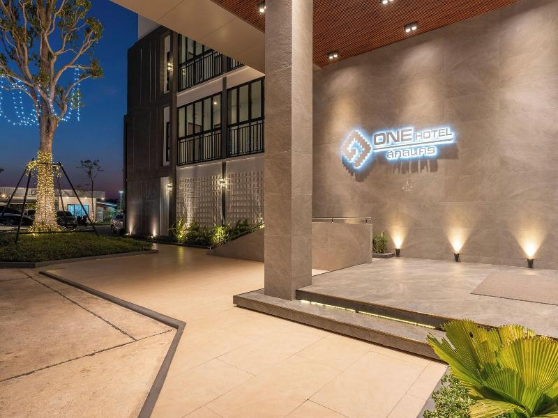 One Sakon Nakhon Hotel