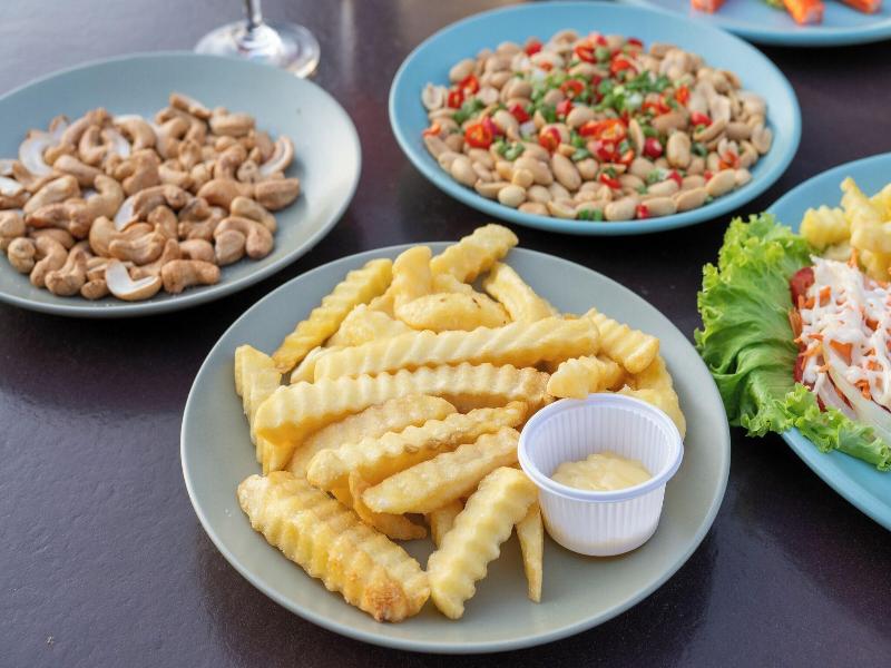 One Sakon Nakhon Hotel