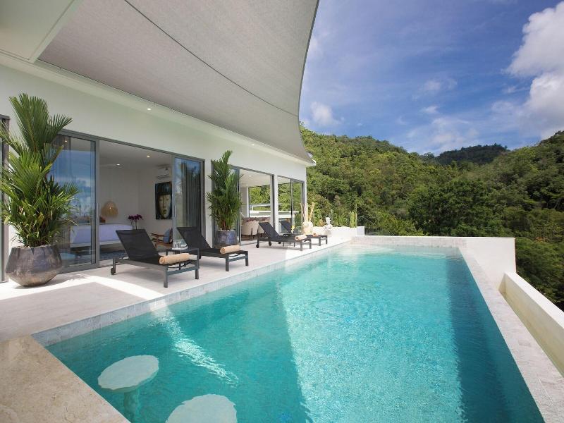 Zog Villas image