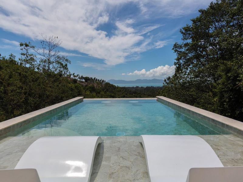 Zog Villas image