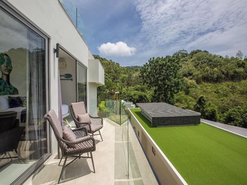 Zog Villas image