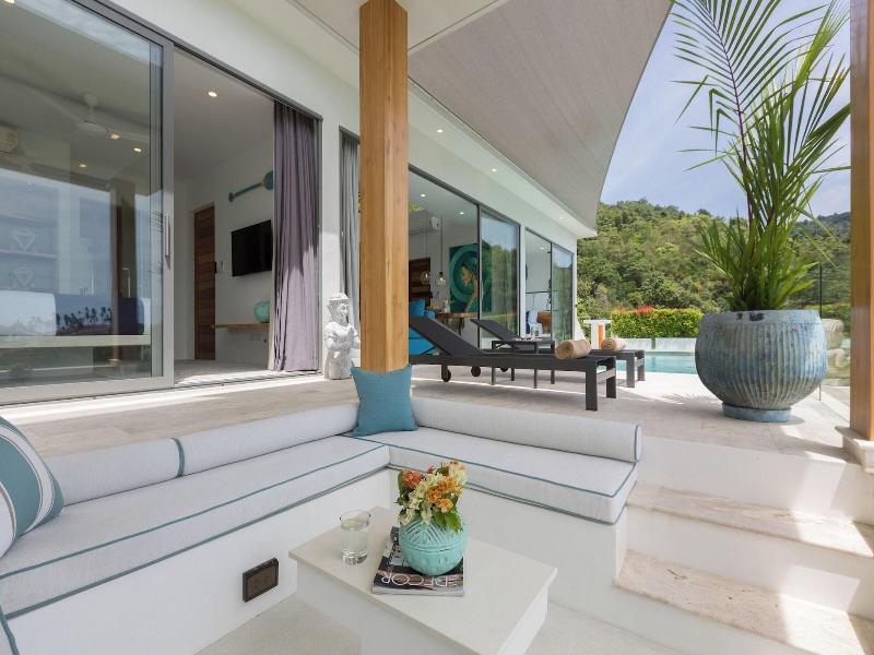 Zog Villas image