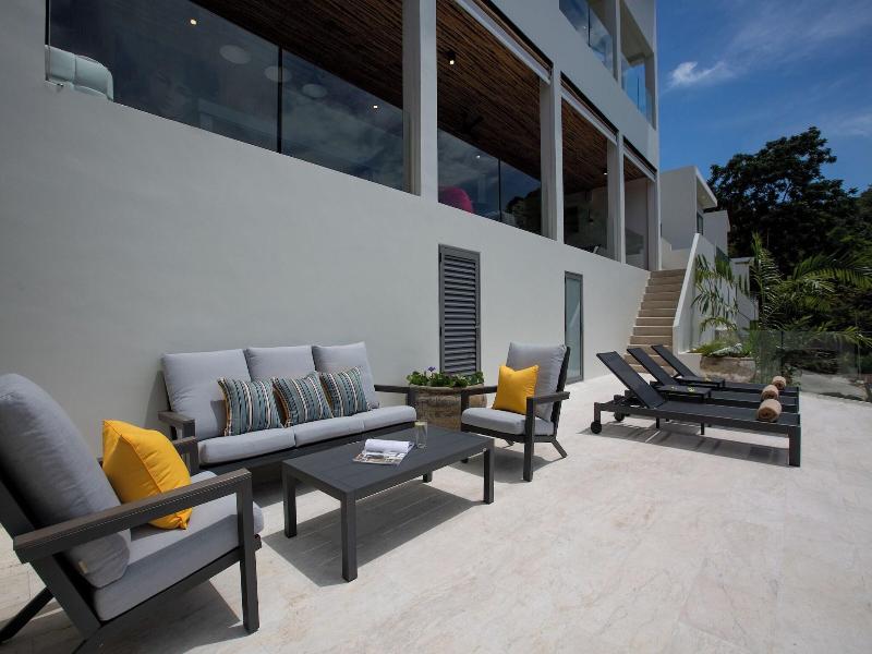 Zog Villas image