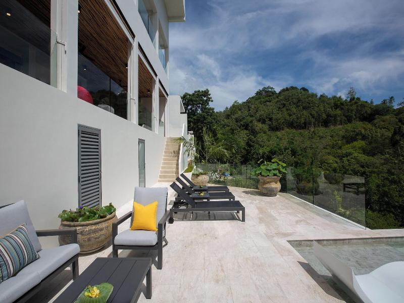 Zog Villas image