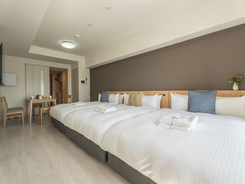 Eslead Hotel Namba Kuromon image