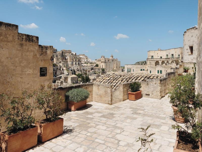 Vetera Matera image