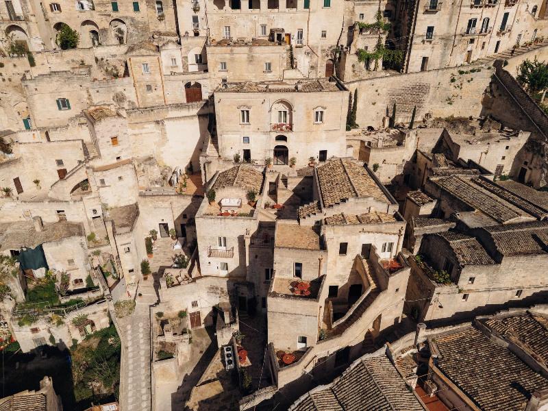 Vetera Matera image