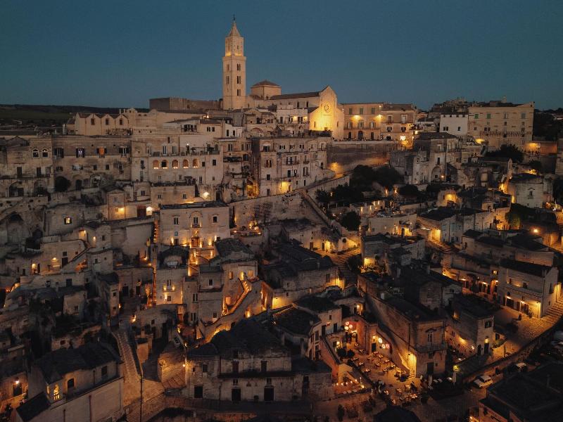 Vetera Matera image