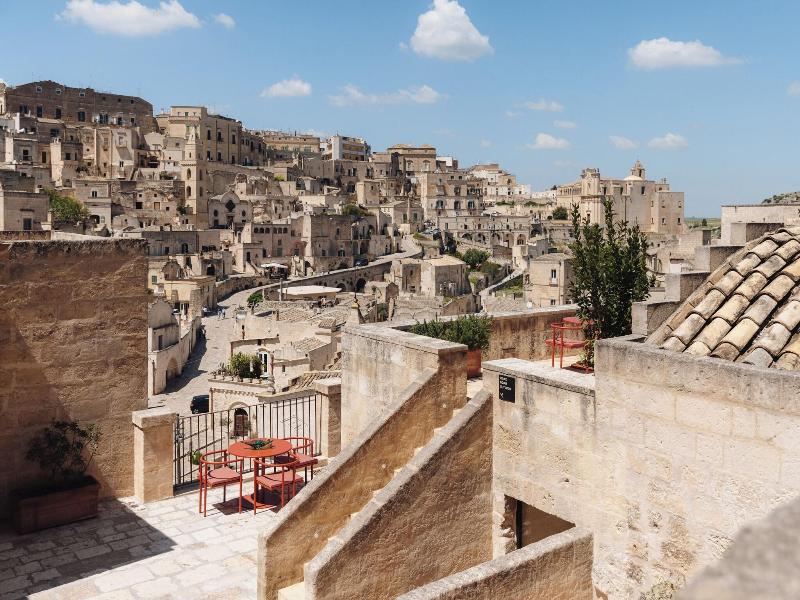 Vetera Matera image