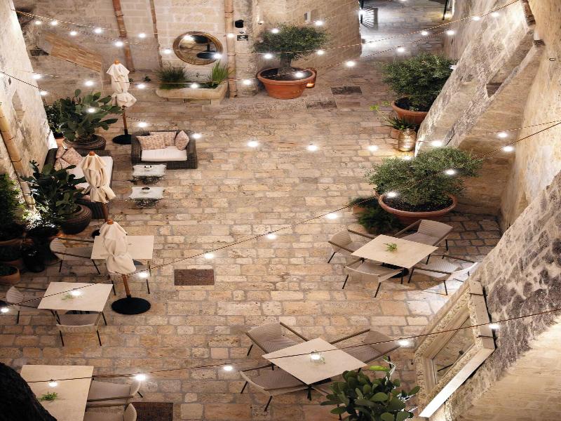 Vetera Matera image
